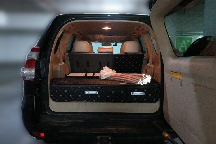 Used Toyota Prado 2015 2.7L Automatic Luxury Edition Trunk