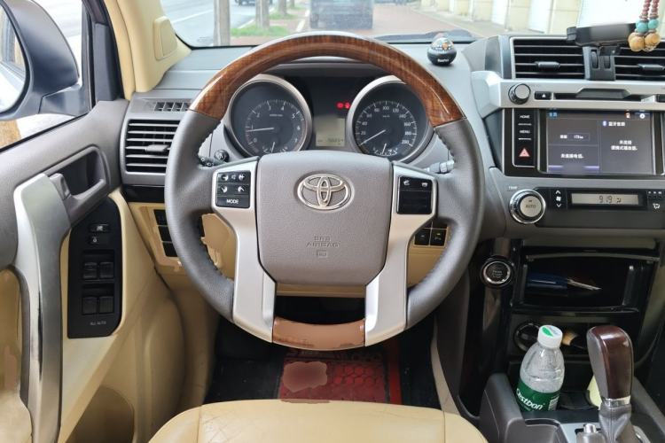 Used Toyota Prado 2015 2.7L Automatic Standard Edition Steering Wheel