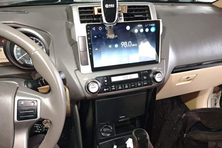 Used Toyota Prado 2015 2.7L Parallel Import Audio And AC Panel