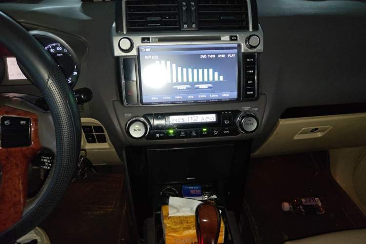 Used Toyota Prado  Audio And AC Panel
