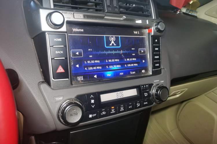 Used Toyota Prado 2015 2.7L Manual Transmission Audio And AC Panel