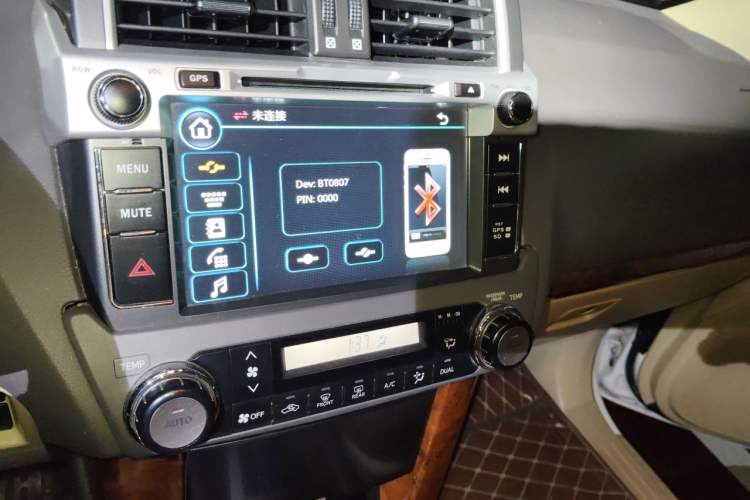 Used Toyota Prado  Audio And AC Panel