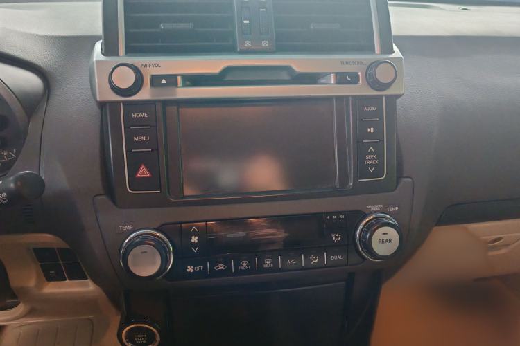 Used Toyota Prado 2015 2.7L TXL Middle East Version Audio And AC Panel