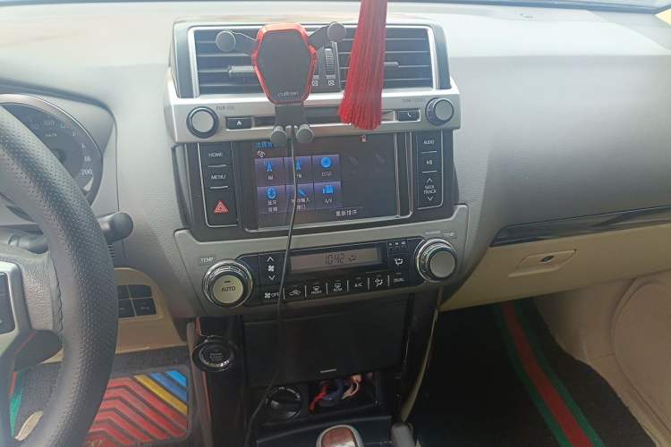 Used Toyota Prado 2015 2.7L Automatic Standard Edition Audio And AC Panel