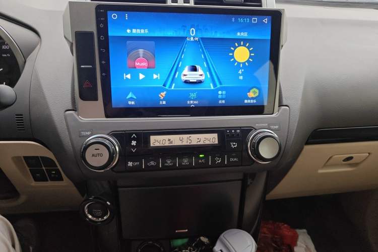 Used Toyota Prado 2015 2.7L Automatic Standard Edition Audio And AC Panel