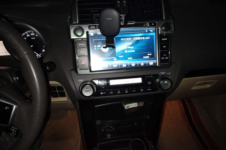 Used Toyota Prado 2015 2.7L TXL Middle East Version Audio And AC Panel