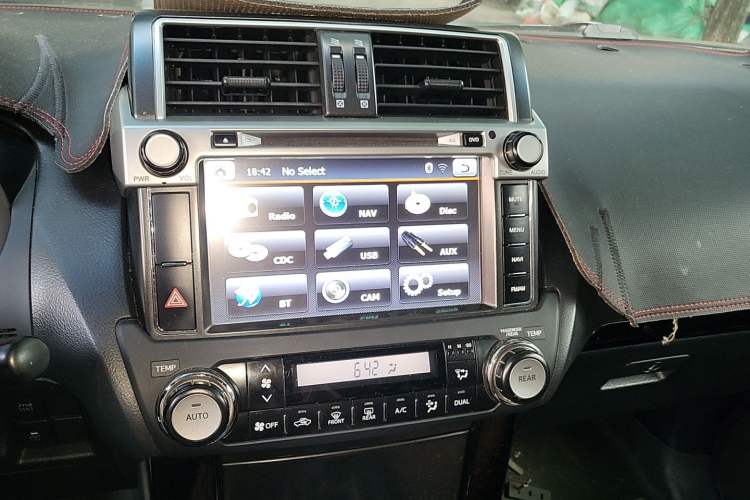 Used Toyota Prado  Audio And AC Panel