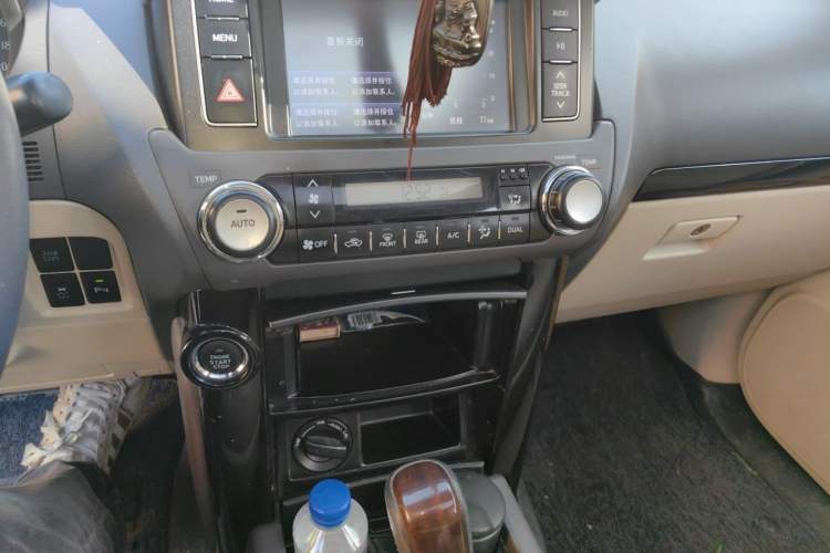 Used Toyota Prado 2015 2.7L Automatic Standard Edition Audio And AC Panel