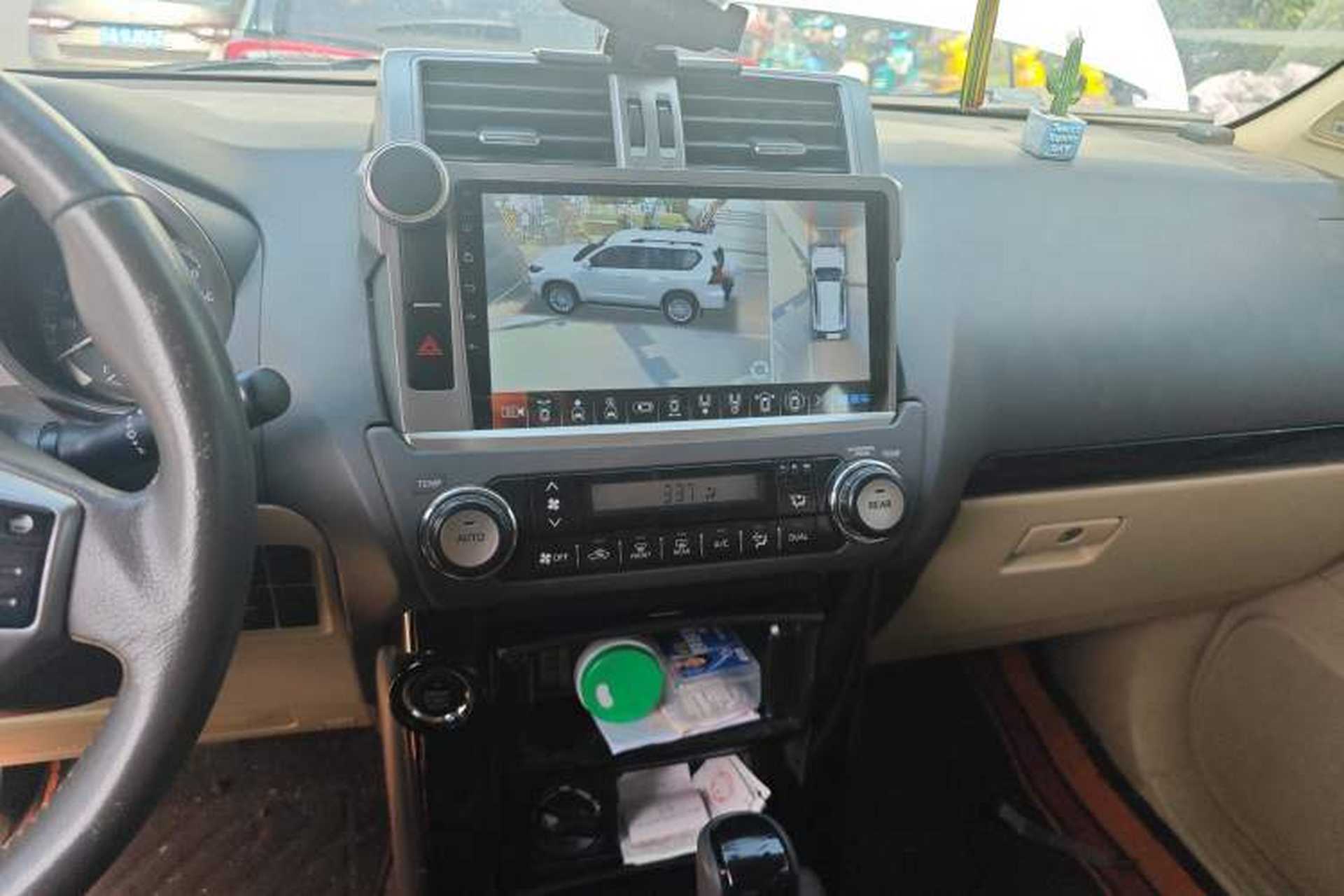 Used Toyota Prado 2015 2.7L Automatic Luxury Edition Audio And AC Panel