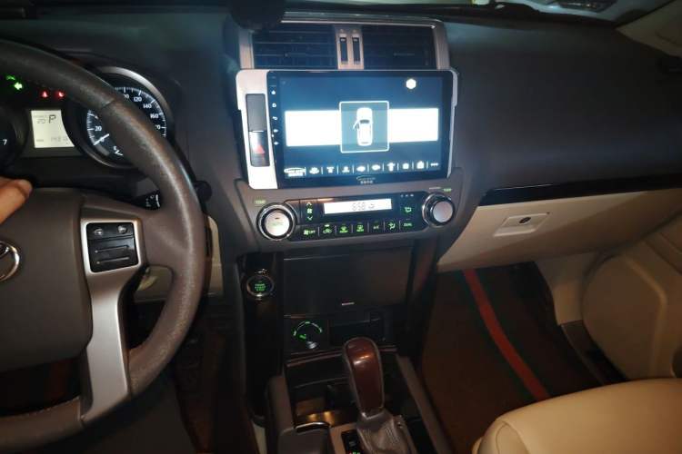 Used Toyota Prado 2015 2.7L Automatic Standard Edition Audio And AC Panel