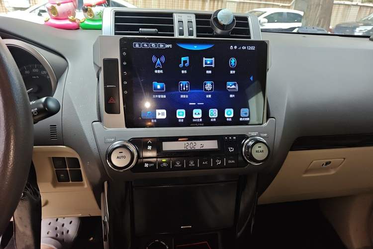 Used Toyota Prado  Audio And AC Panel