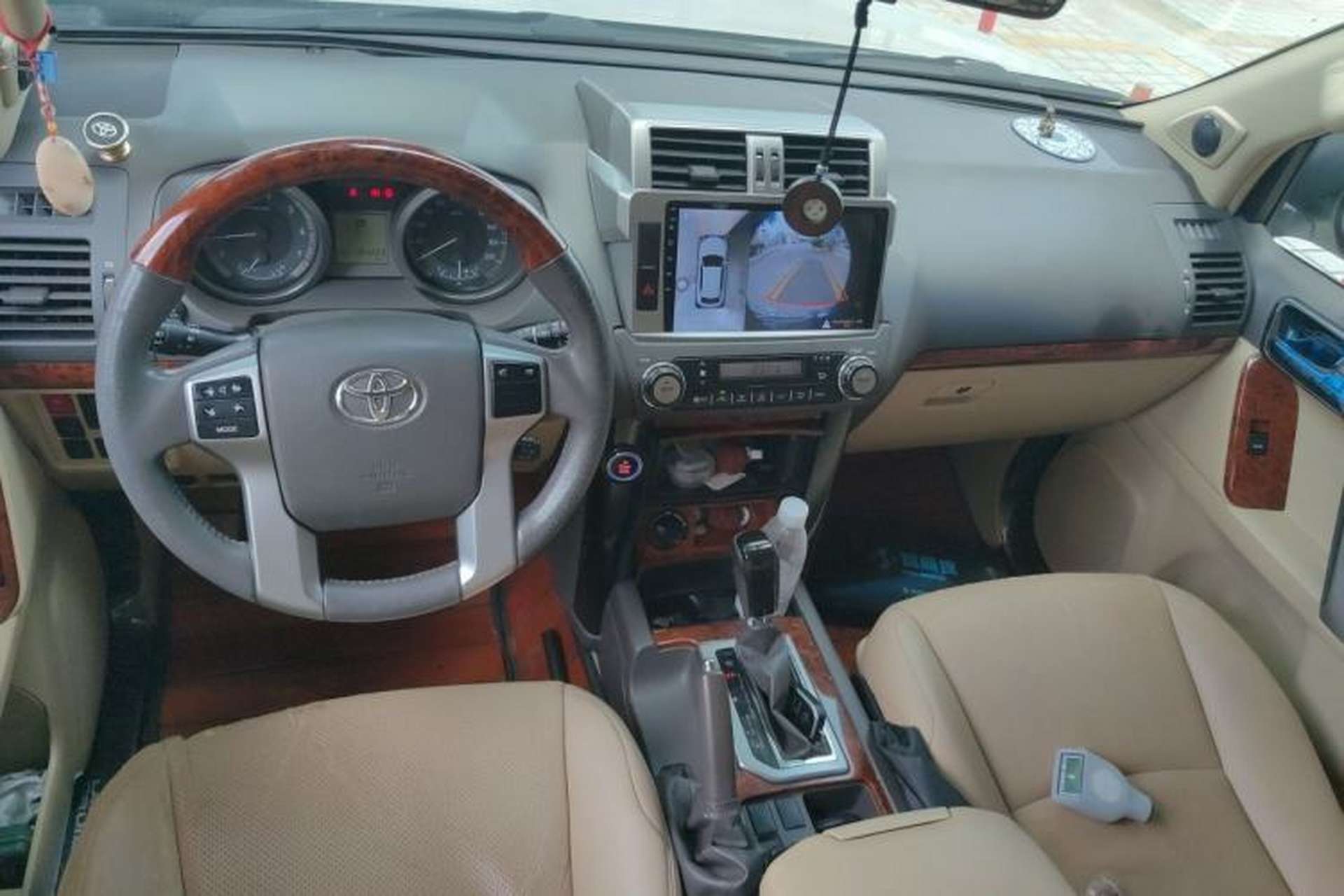 Used Toyota Prado  Center Console