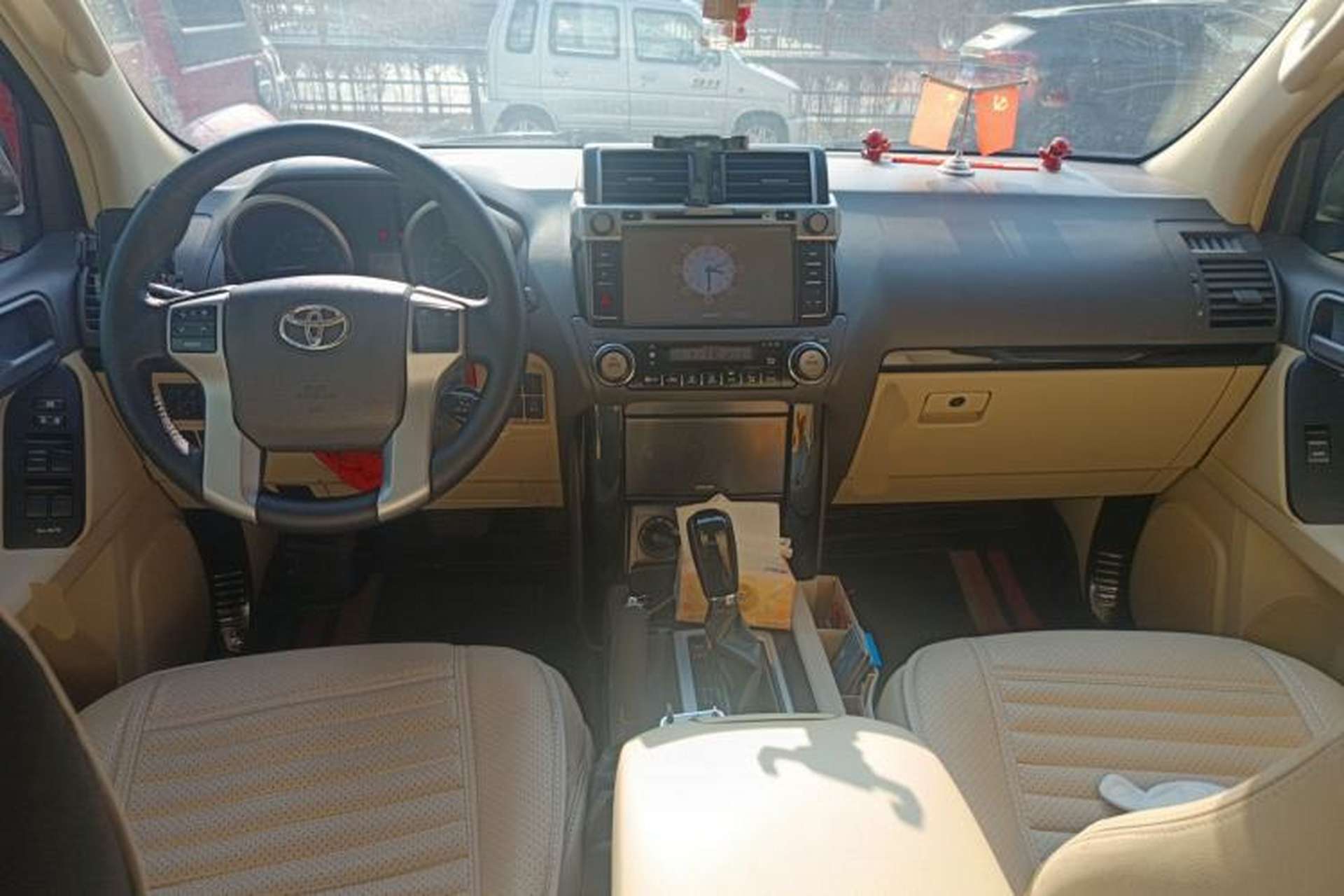 Used Toyota Prado  Center Console