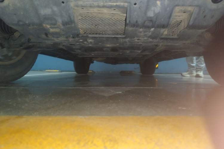 Used Toyota Prado 2015 2.7L TXL Middle East Version Chassis Front