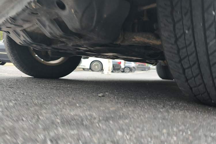 Used Toyota Prado 2015 2.7L TXL Middle East Version Chassis Front Left