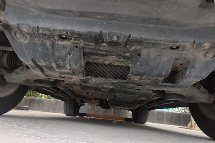 Used Toyota Prado 2015 2.7L Parallel Import Chassis Front