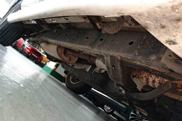 Used Toyota Prado 2015 2.7L Parallel Import Chassis Front Right
