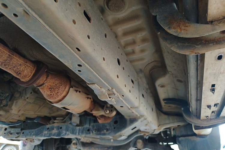 Used Toyota Prado 2015 2.7L Automatic Luxury Edition Chassis Front Right