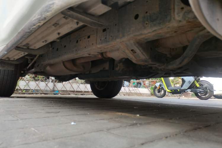 Used Toyota Prado 2015 2.7L Automatic Standard Edition Chassis Front Right