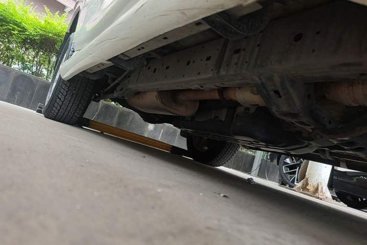 Used Toyota Prado 2015 2.7L Parallel Import Chassis Front Right