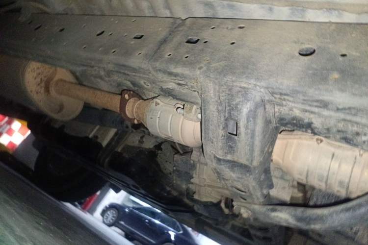 Used Toyota Prado 2015 2.7L Automatic Standard Edition Chassis Front Right