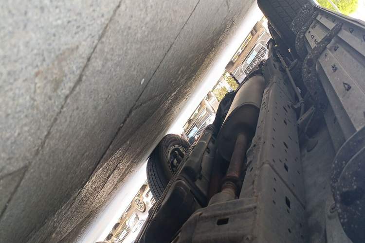 Used Toyota Prado 2015 2.7L TXL Middle East Version Chassis Front Right