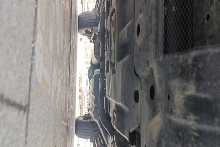 Used Toyota Prado 2015 2.7L TXL Middle East Version Chassis Front
