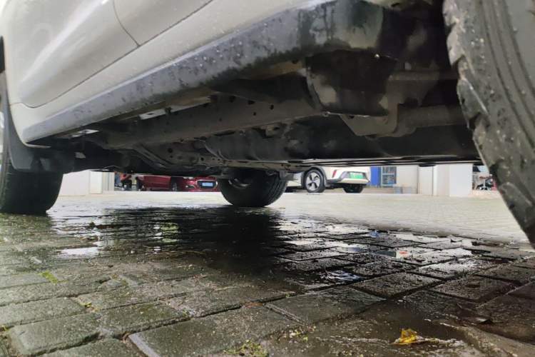 Used Toyota Prado 2015 2.7L Automatic Standard Edition Chassis Rear Left