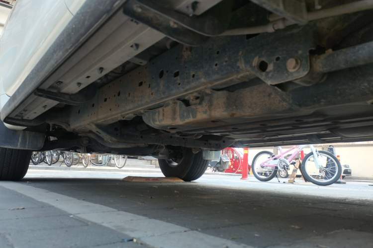 Used Toyota Prado 2015 2.7L Automatic Standard Edition Chassis Rear Left