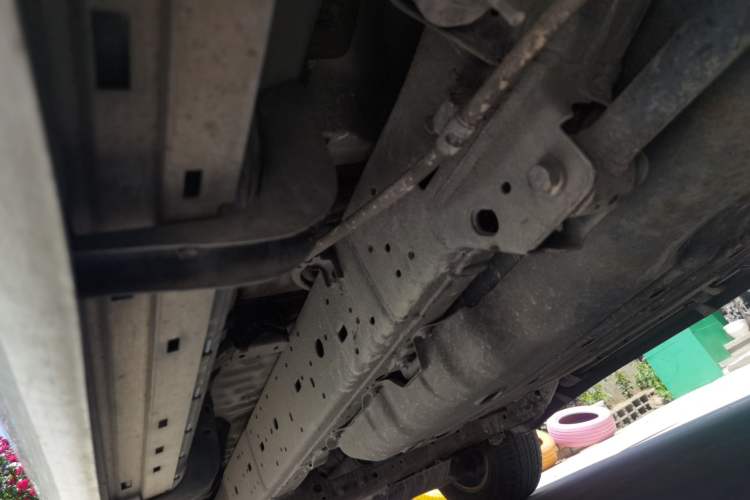 Used Toyota Prado 2015 2.7L TXL Middle East Version Chassis Rear Left