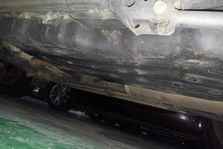 Used Toyota Prado 2015 2.7L Automatic Standard Edition Chassis Rear Left
