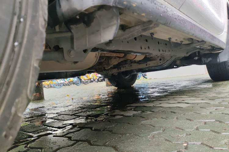 Used Toyota Prado 2015 2.7L Automatic Standard Edition Chassis Rear Right