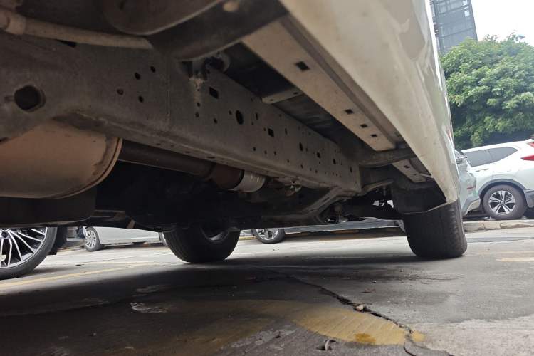 Used Toyota Prado 2015 2.7L TXL Middle East Version Chassis Rear Right