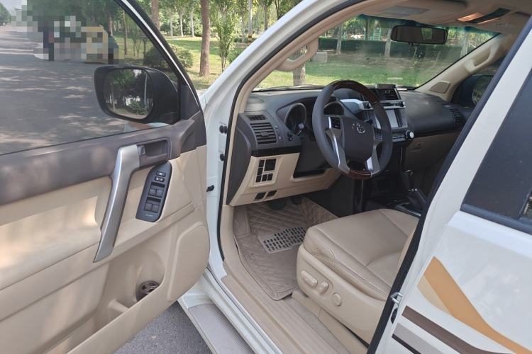 Used Toyota Prado 2015 2.7L Automatic Standard Edition Driver Seat