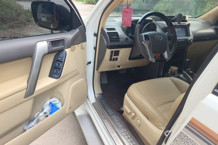 Used Toyota Prado 2015 2.7L Automatic Luxury Edition Driver Seat