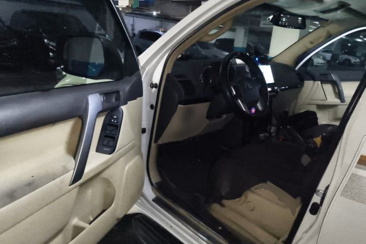 Used Toyota Prado  Driver Seat