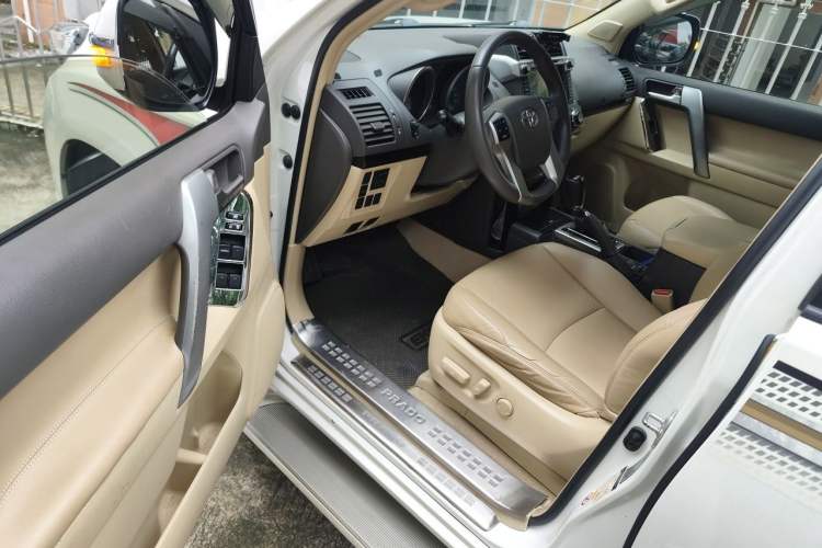 Used Toyota Prado  Driver Seat