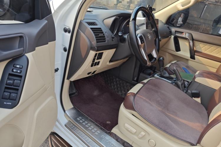Used Toyota Prado  Driver Seat