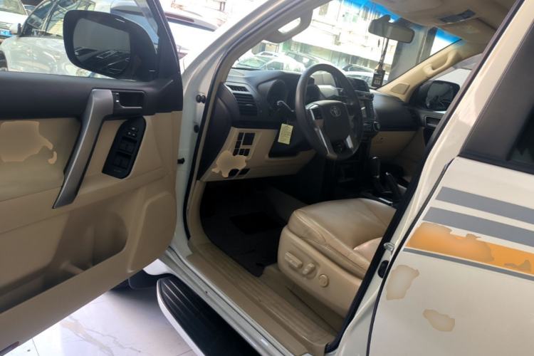 Used Toyota Prado 2015 2.7L Automatic Luxury Edition Driver Seat