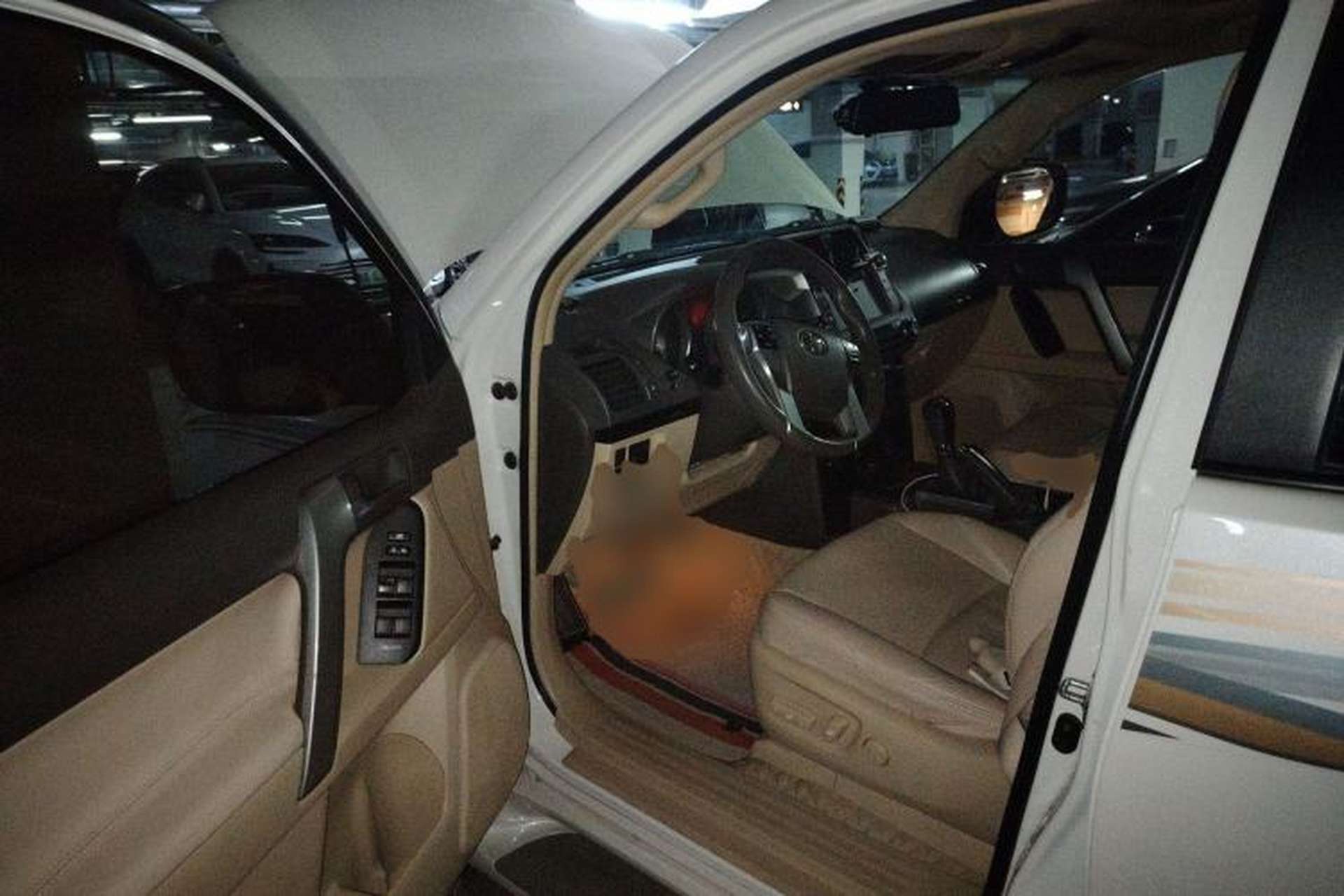 Used Toyota Prado 2015 2.7L TXL Middle East Version Driver Seat
