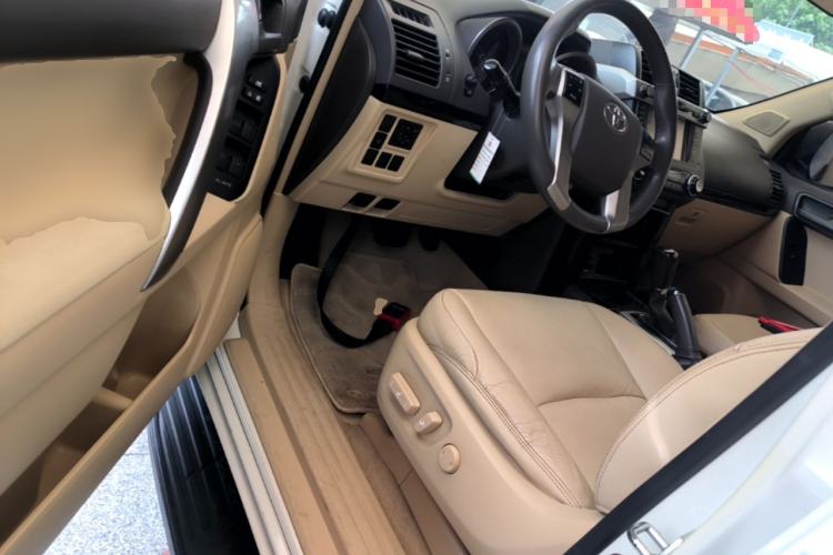 Used Toyota Prado 2015 2.7L Automatic Luxury Edition Driver Seat