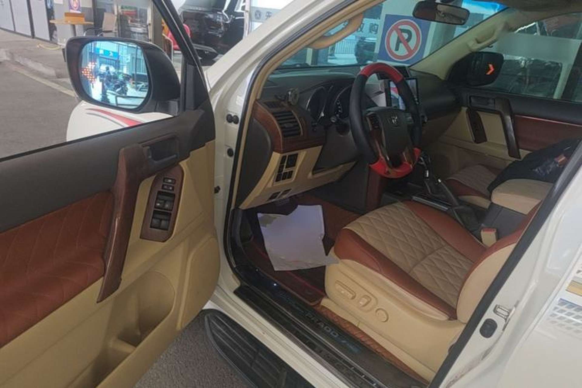 Used Toyota Prado 2015 2.7L Parallel Import Driver Seat