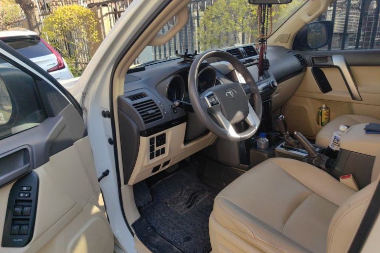 Used Toyota Prado 2015 2.7L Automatic Standard Edition Driver Seat