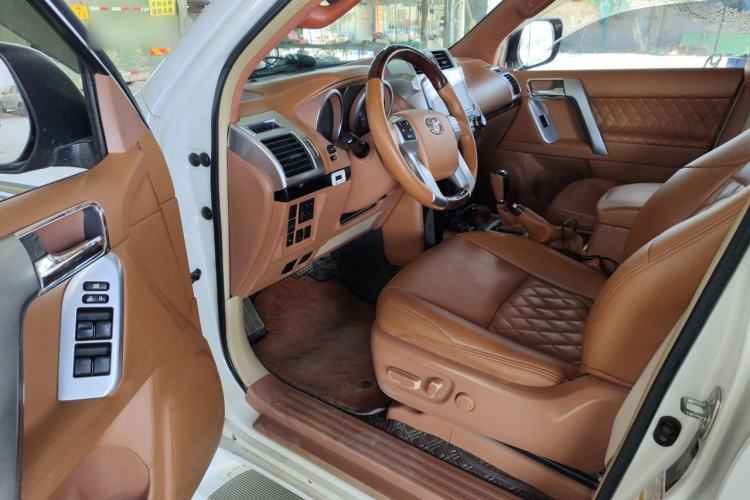 Used Toyota Prado 2015 2.7L Automatic Standard Edition Driver Seat