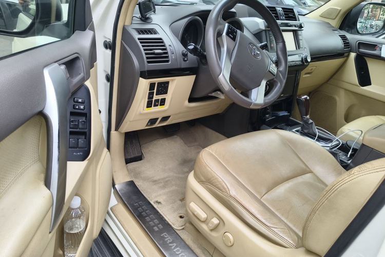 Used Toyota Prado 2015 2.7L Automatic Luxury Edition Driver Seat
