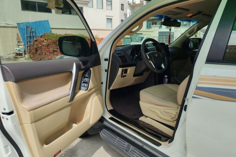 Used Toyota Prado 2015 2.7L Parallel Import Driver Seat
