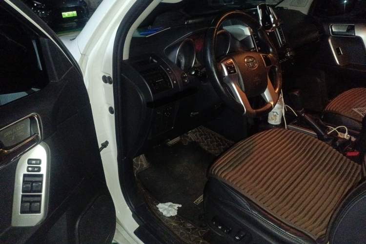 Used Toyota Prado 2015 2.7L Automatic Standard Edition Driver Seat