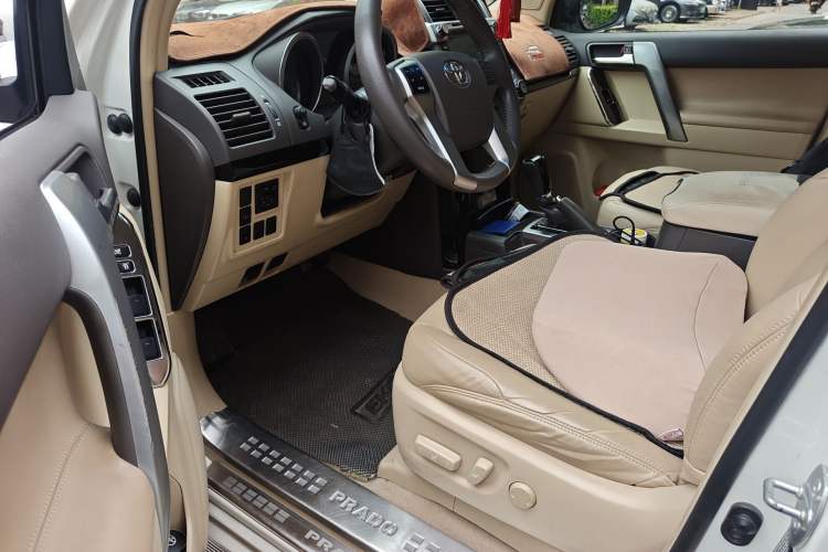 Used Toyota Prado 2015 2.7L TXL Middle East Version Driver Seat