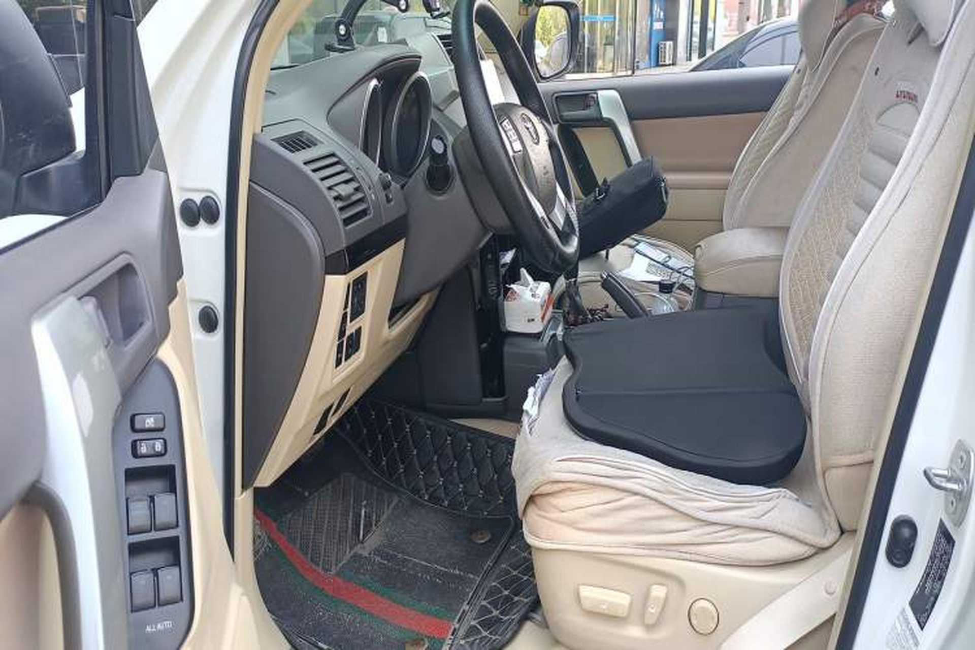 Used Toyota Prado 2015 2.7L TXL Middle East Version Driver Seat