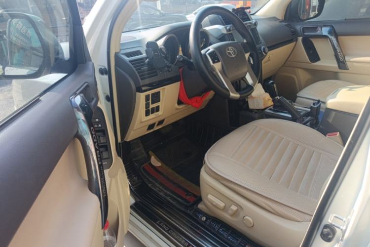 Used Toyota Prado  Driver Seat